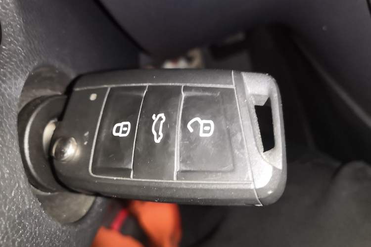 Used Volkswagen Golf 2015 1.4TSI Comfort Travel Edition Interior 1