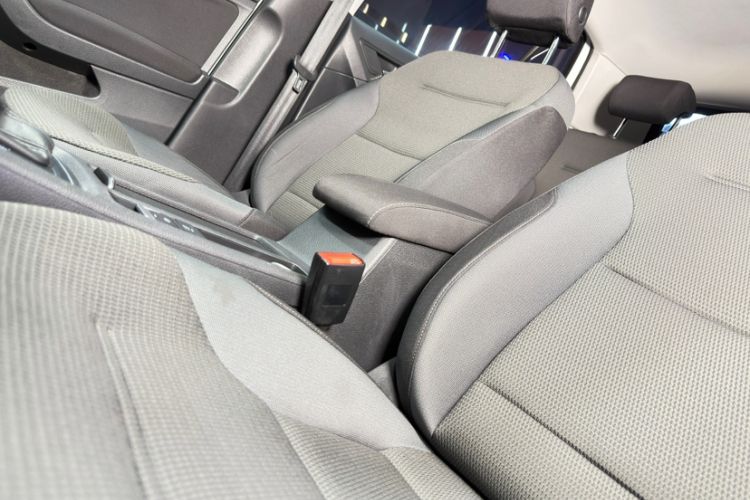 Used Volkswagen Golf 2015 1.4TSI Automatic Comfort Model Interior 10