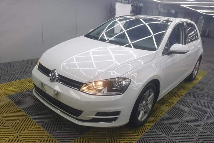 Used Volkswagen Golf 2015 1.4TSI Automatic Comfort Model Guazi used car, China used car export, Used car for sale, Used  cars, Cheapest cars for sale