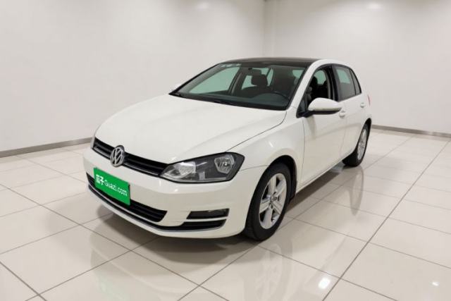 Ojetý Volkswagen Golf 2015 1.4TSI Automatic Comfort Model