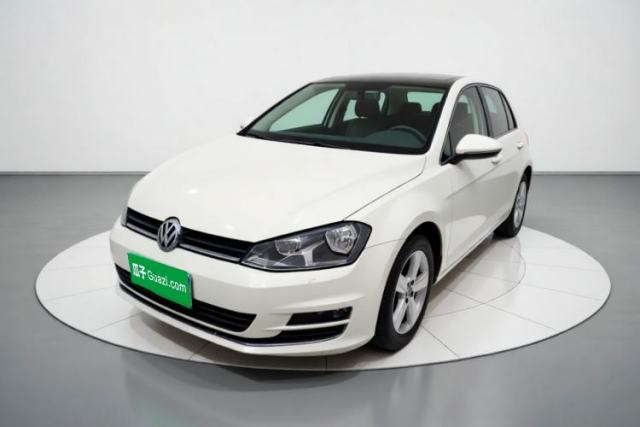 Ojetý Volkswagen Golf 2015 1.2TSI Automatic Comfort Model