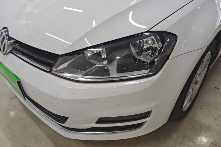 Used Volkswagen Golf 2015 1.2TSI Automatic Comfort Model Left Front Headlight