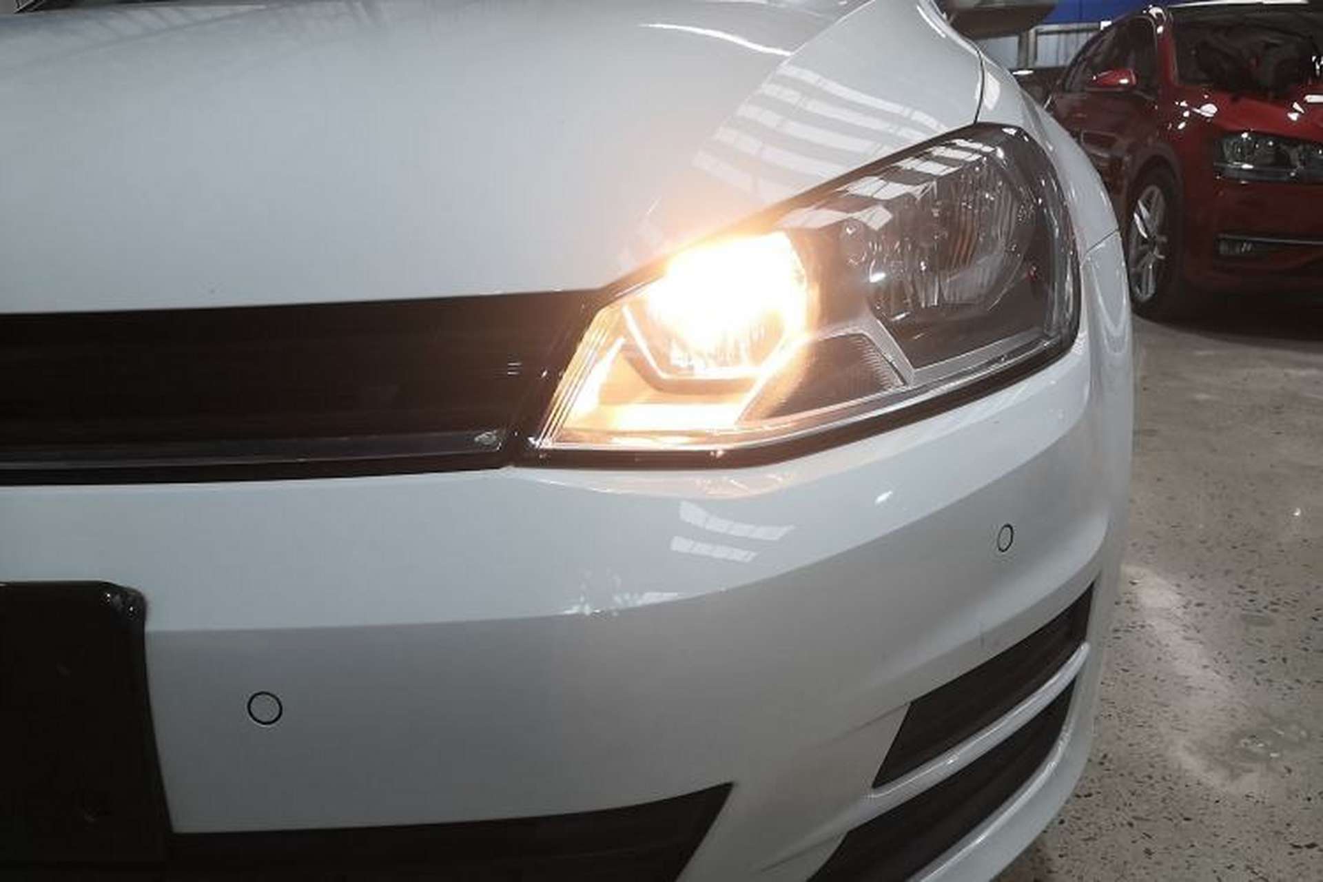 Used Volkswagen Golf 2015 1.4TSI Comfort Travel Edition Left Front Headlight