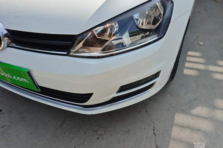 Used Volkswagen Golf 2015 1.4TSI Automatic Luxury Model Left Front Headlight