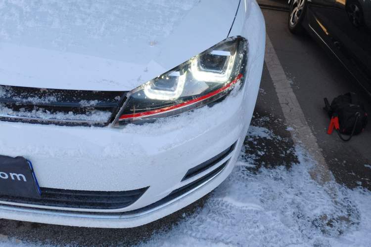 Used Volkswagen Golf 2015 1.4TSI Automatic Comfort Model Left Front Headlight