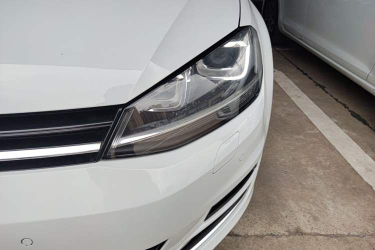 Used Volkswagen Golf 2015 1.4TSI Automatic Flagship Model Left Front Headlight