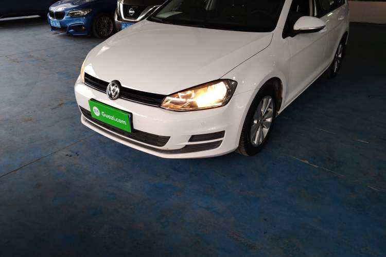Used Volkswagen Golf 2015 1.4TSI Comfort Travel Edition Left Front Headlight