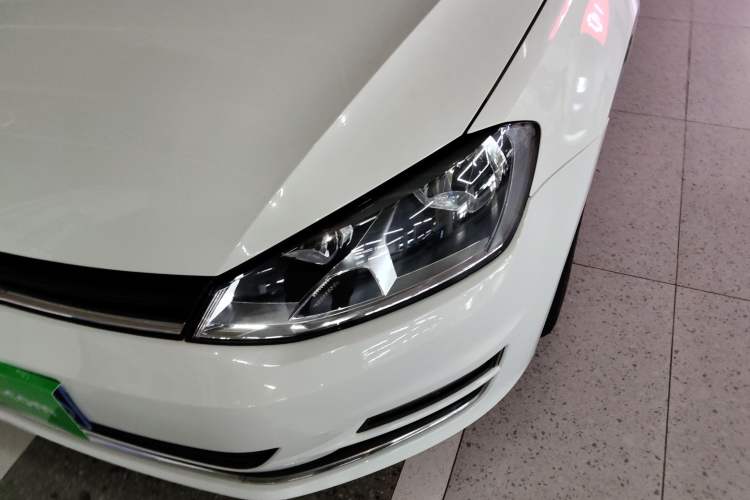 Used Volkswagen Golf 2015 1.4TSI Automatic Comfort Model Left Front Headlight