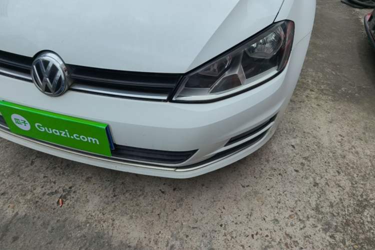 Used Volkswagen Golf 2015 1.4TSI Automatic Comfort Model Left Front Headlight