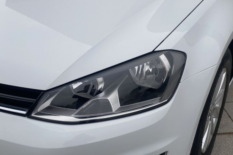 Used Volkswagen Golf 2015 1.6L Manual Fashion Edition Left Front Headlight