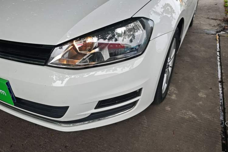 Used Volkswagen Golf 2015 1.4TSI Automatic Luxury Model Left Front Headlight