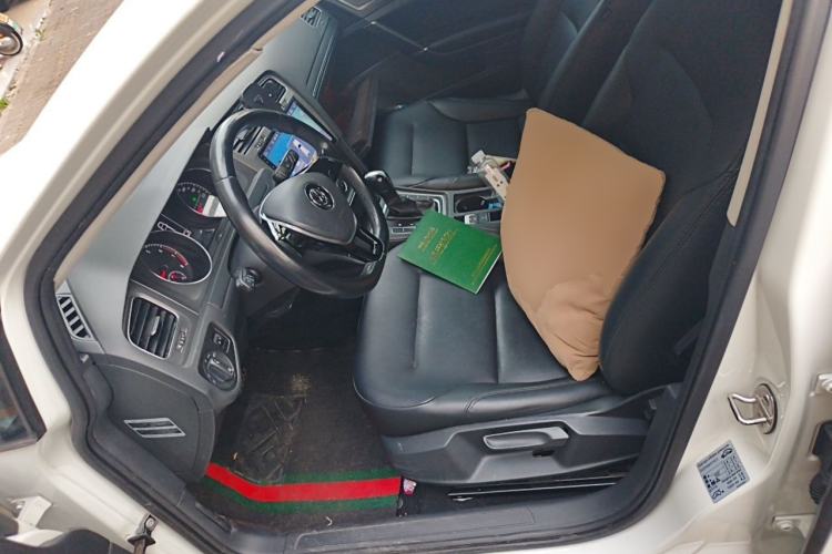 Used Volkswagen Golf 2015 1.4TSI Automatic Comfort Model Left Front Seat