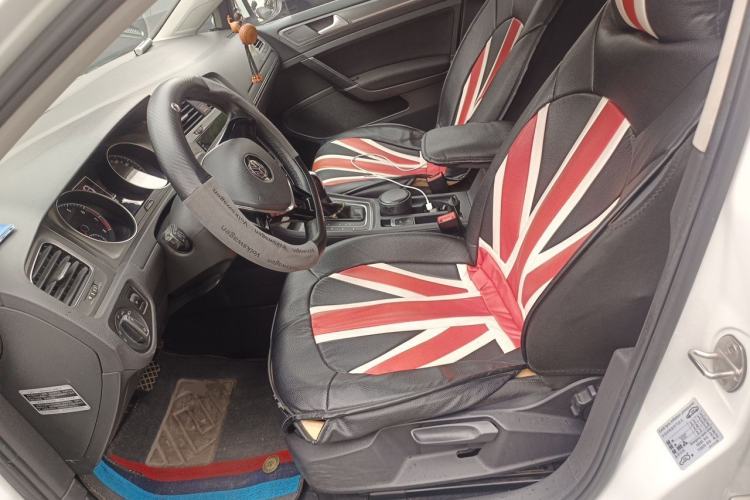 Used Volkswagen Golf 2015 1.6L Automatic Comfort Model Left Front Seat