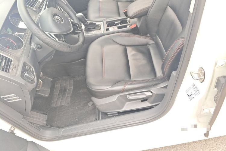 Used Volkswagen Golf 2015 1.4TSI Automatic Comfort Model Left Front Seat