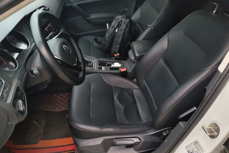 Used Volkswagen Golf 2015 1.6L Automatic Comfort Model Left Front Seat