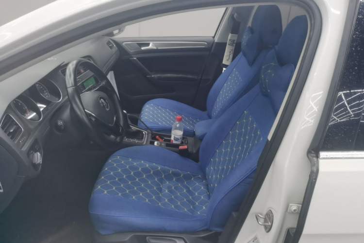 Used Volkswagen Golf 2015 1.4TSI Automatic Comfort Model Left Front Seat