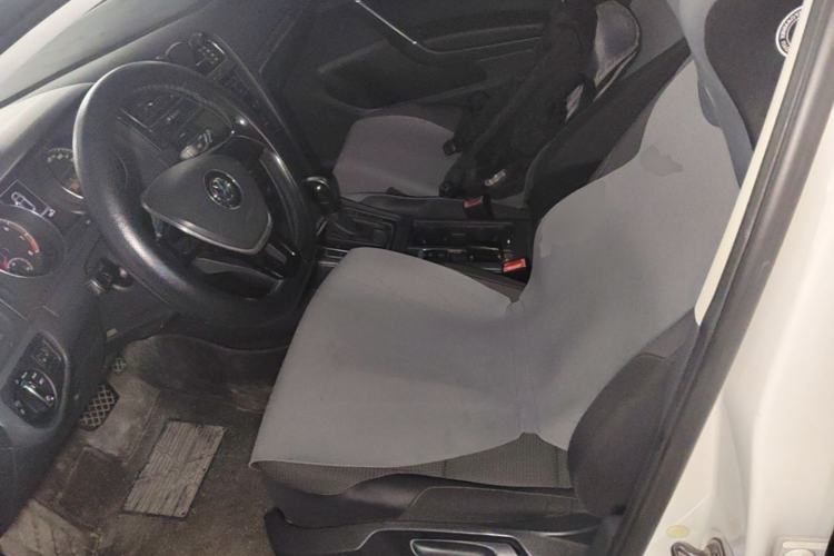 Used Volkswagen Golf 2015 1.6L Automatic Comfort Model Left Front Seat
