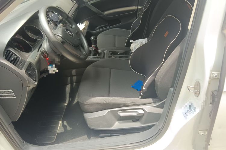 Used Volkswagen Golf 2015 1.6L Manual Fashion Edition Left Front Seat