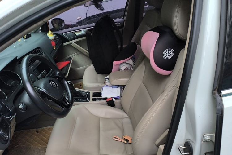 Used Volkswagen Golf 2015 1.6L Automatic Comfort Model Left Front Seat