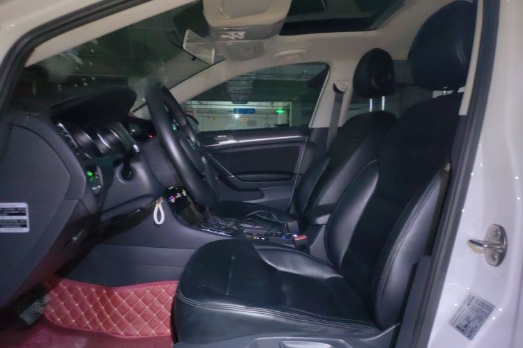 Used Volkswagen Golf 2015 1.4TSI Automatic Comfort Model Left Front Seat