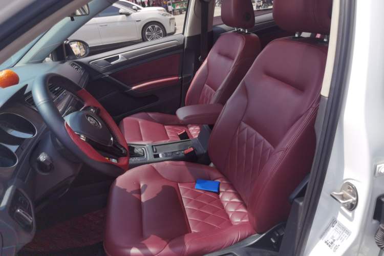 Used Volkswagen Golf 2015 1.4TSI Automatic Comfort Model Left Front Seat