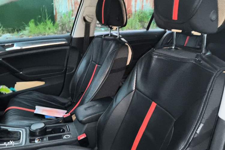 Used Volkswagen Golf 2015 1.4TSI Automatic Comfort Model Left Front Seat