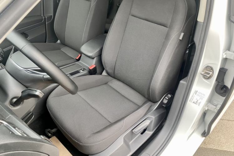 Used Volkswagen Golf 2015 1.6L Manual Fashion Edition Left Front Seat