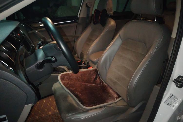 Used Volkswagen Golf 2015 1.4TSI Automatic Flagship Model Left Front Seat