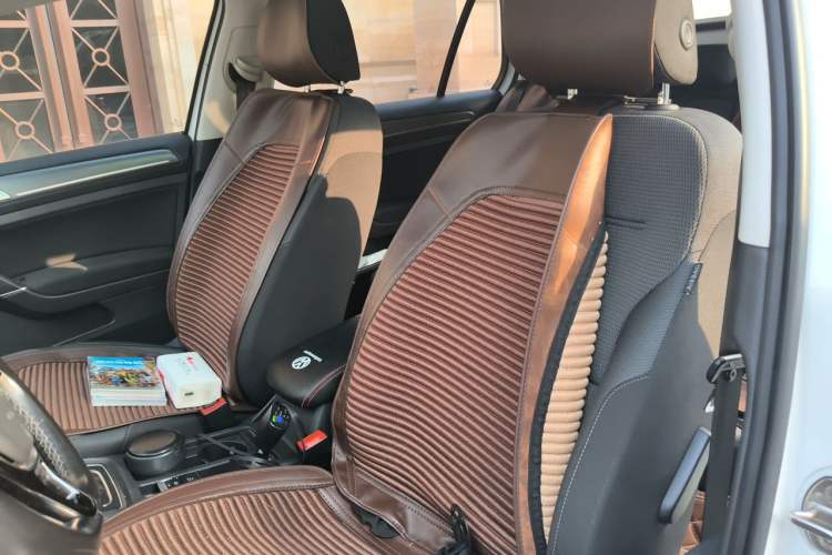 Used Volkswagen Golf 2015 1.6L Automatic Comfort Model Left Front Seat
