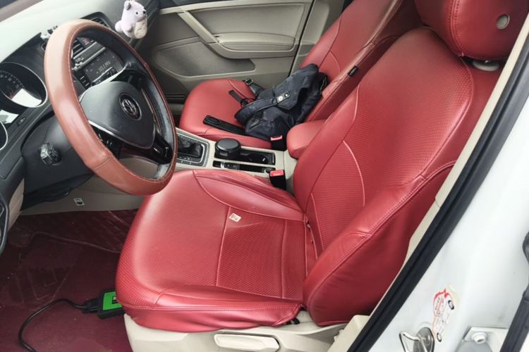 Used Volkswagen Golf 2015 1.4TSI Automatic Comfort Model Left Front Seat