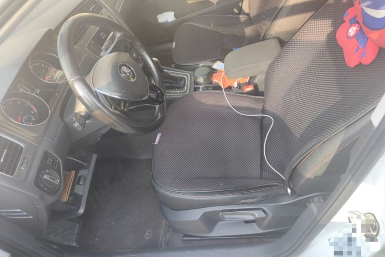 Used Volkswagen Golf 2015 1.4TSI Automatic Comfort Model Left Front Seat