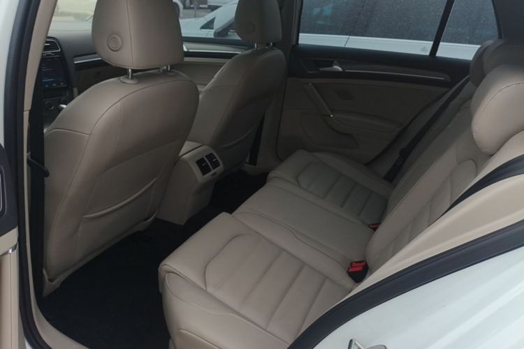 Used Volkswagen Golf 2015 1.4TSI Automatic Luxury Model Left Rear Seat