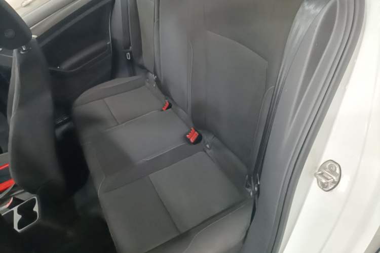 Used Volkswagen Golf 2015 1.6L Manual Fashion Edition Left Rear Seat