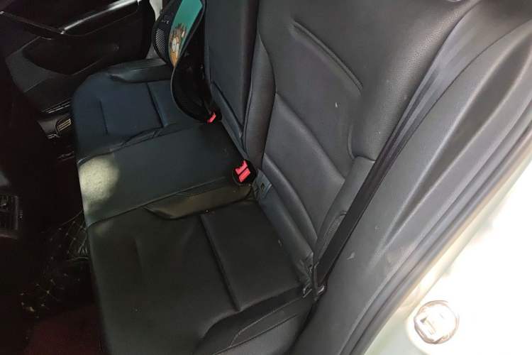 Used Volkswagen Golf 2015 1.4TSI Automatic Comfort Model Left Rear Seat