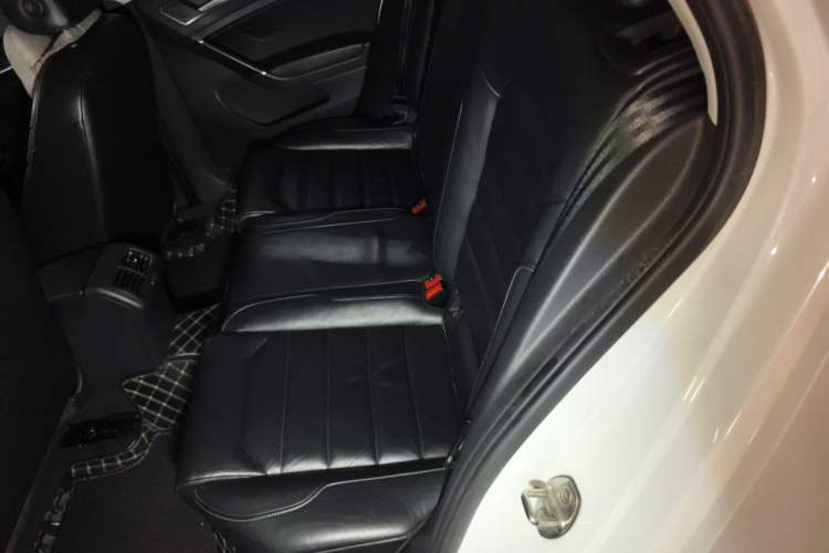 Used Volkswagen Golf 2015 1.4TSI Automatic Luxury Model Left Rear Seat