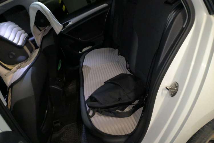 Used Volkswagen Golf 2015 1.4TSI Comfort Travel Edition Left Rear Seat
