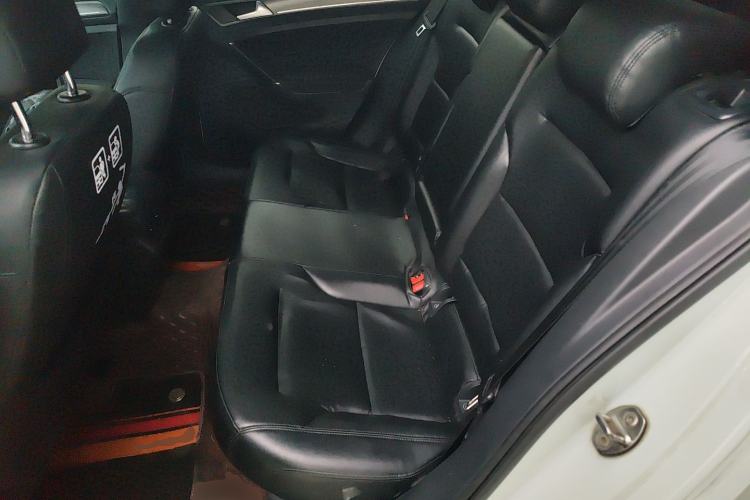 Used Volkswagen Golf 2015 1.6L Automatic Comfort Model Left Rear Seat