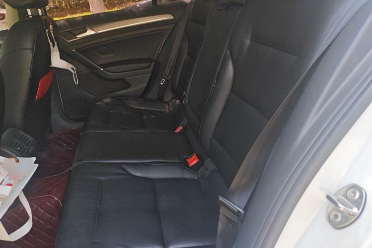 Used Volkswagen Golf 2015 1.4TSI Automatic Comfort Model Left Rear Seat