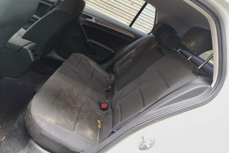 Used Volkswagen Golf 2015 1.4TSI Automatic Comfort Model Left Rear Seat