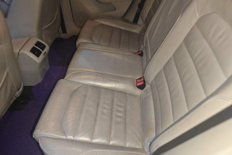 Used Volkswagen Golf 2015 1.4TSI Automatic Luxury Model Left Rear Seat