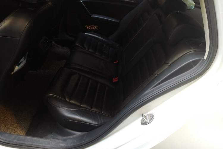 Used Volkswagen Golf 2015 1.4TSI Automatic Luxury Model Left Rear Seat