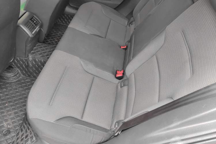 Used Volkswagen Golf 2015 1.4TSI Automatic Comfort Model Left Rear Seat