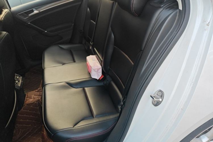 Used Volkswagen Golf 2015 1.4TSI Automatic Comfort Model Left Rear Seat