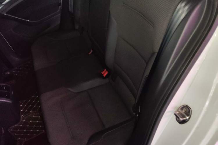 Used Volkswagen Golf 2015 1.4TSI Automatic Comfort Model Left Rear Seat