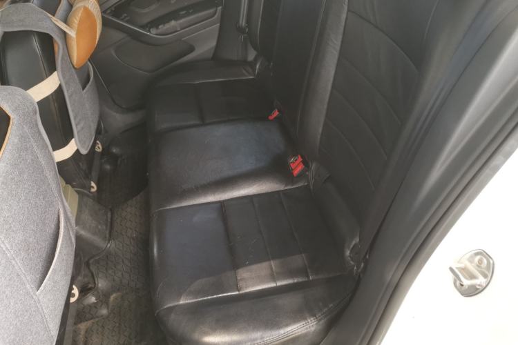 Used Volkswagen Golf 2015 1.6L Automatic Fashion Model Left Rear Seat