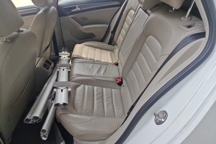 Used Volkswagen Golf 2015 1.4TSI Automatic Luxury Model Left Rear Seat
