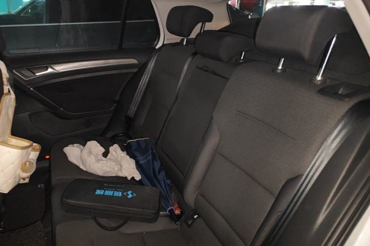 Used Volkswagen Golf 2015 1.4TSI Automatic Comfort Model Left Rear Seat