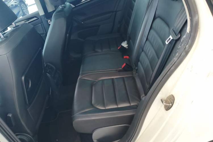 Used Volkswagen Golf 2015 1.4TSI Sportsvan Left Rear Seat