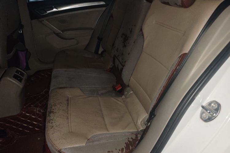 Used Volkswagen Golf 2015 1.6L Automatic Fashion Model Left Rear Seat