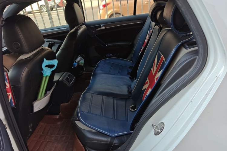 Used Volkswagen Golf 2015 1.4TSI Manual R-Line Left Rear Seat